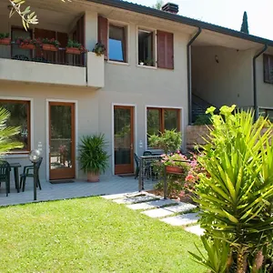 Casa Facchinetti Yellow Italia